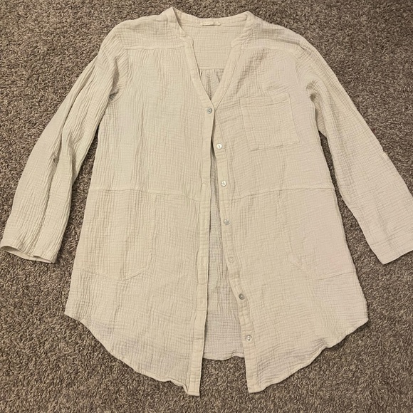 🍦LoveStitch Moonlight Button Front Top🍦 - Picture 5 of 8